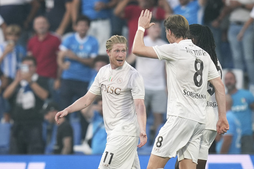 Hecho en Mánchester: De Bruyne y McTominay lideran victoria 2