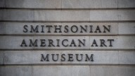 Trump critica a los museos por promover la cultura “woke”