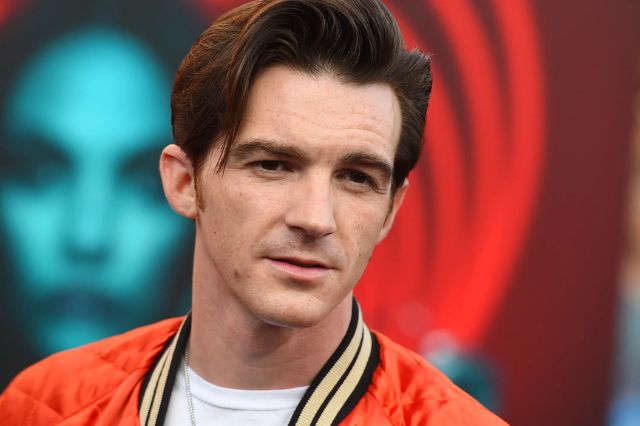 Drake Bell se divorcia en medio de polémica por beso con Mariana Botas