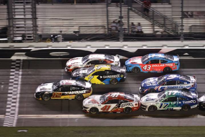 Ryan Blaney wins Coke Zero Sugar 400 before NASCAR Playoffs