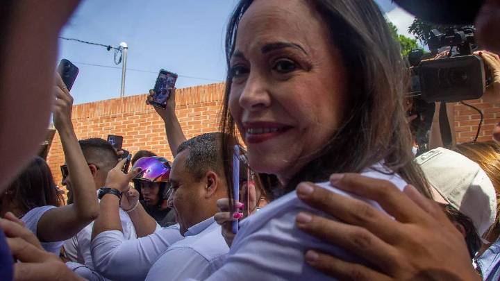 Venezuela vincula a Machado y a EU con explosivos incautados destinados a “actos terroristas”