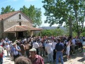 Robledo de Chavela celebra sus fiestas en honor al Santísimo Cristo de la Agonía con encierros, música y actividades familiares