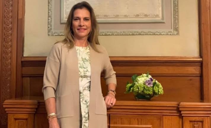 «No me he ido a vivir allá ni a ningún otro lado»; Beatriz Gutiérrez Müller rechaza irse a residir a España