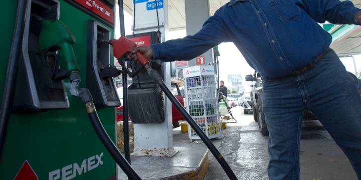 Sheinbaum niega desabasto de gasolina en México, Pemex explica falta de suministro en CDMX y Edomex