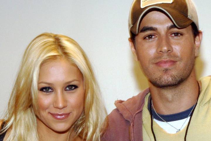 Enrique Iglesias and Anna Kournikova Reportedly Expecting Another Baby Together