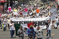 Protestan por desabasto de medicinas