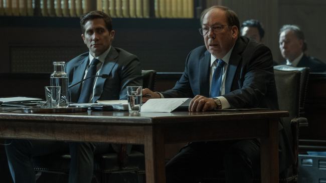 ‘Presumed Innocent’ lawyers Peter Sarsgaard and Bill Camp talk performing for the camera