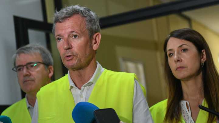 Rueda anuncia que la Xunta aprobará en el primer Consello un paquete de ayudas para los afectados por los incendios forestales