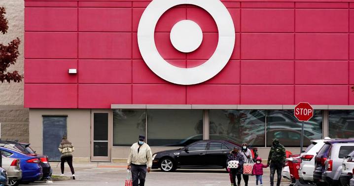 Target CEO to step down amid company struggles
