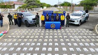 ¡Cae un cargamento de droga en los manglares de Bicentenario: lo que revela esta impactante incautación!