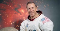 El astronauta Jim Lovell, comandante que salvó misión Apolo 13, muere a los 97 años