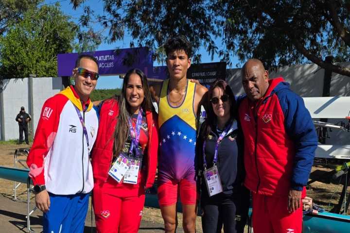 Jonás Díaz se apunta la final de remos cortos en los Juegos Panamericanos Junior Asunción 2025