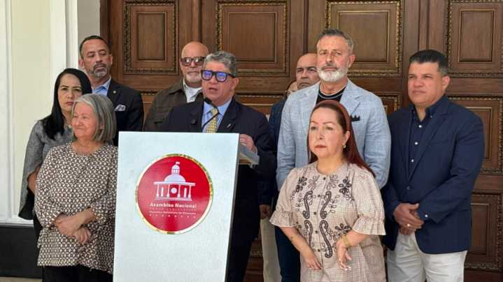Diputado José Gregorio Correa: "Este Parlamento no acepta injerencias, solo compromiso con Venezuela"