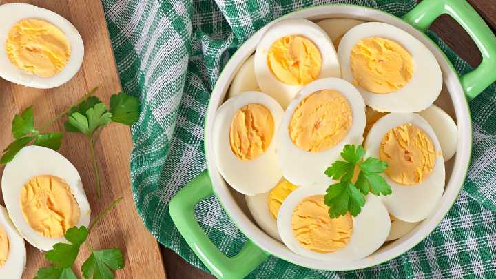 I Ate Boiled Eggs For 14 Days Straight—Here's The INSANE Way My Body Changed – Fitness Volt
