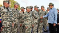 Tras el anunciado despliegue de buques de EE.UU. en el Caribe, Maduro ordenó reclutar más voluntarios