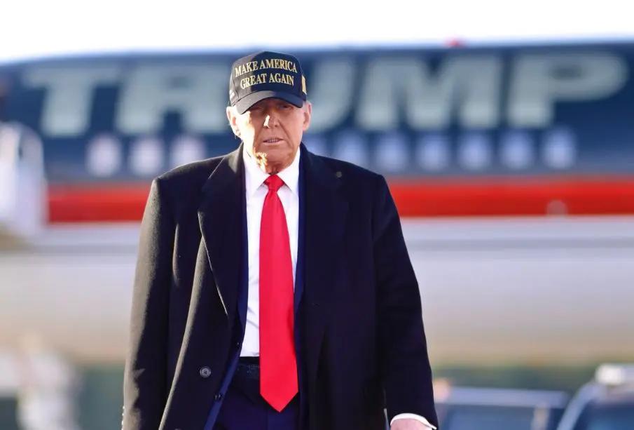Trump denuncia manipulación en cifras de empleo y ordena despido de funcionaria
