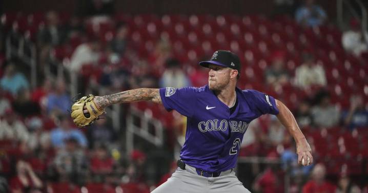 Freeland tosses 7 1/3 strong innings to help Rockies beat Cardinals 3