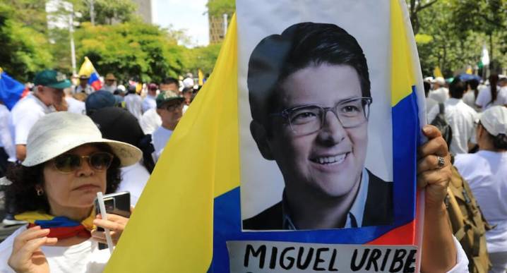 Muerte de Miguel Uribe Turbay | Colombia: Uribe Turbay será velado en el mismo salón del Capitolio donde se homenajeó a sus abuelos últimas