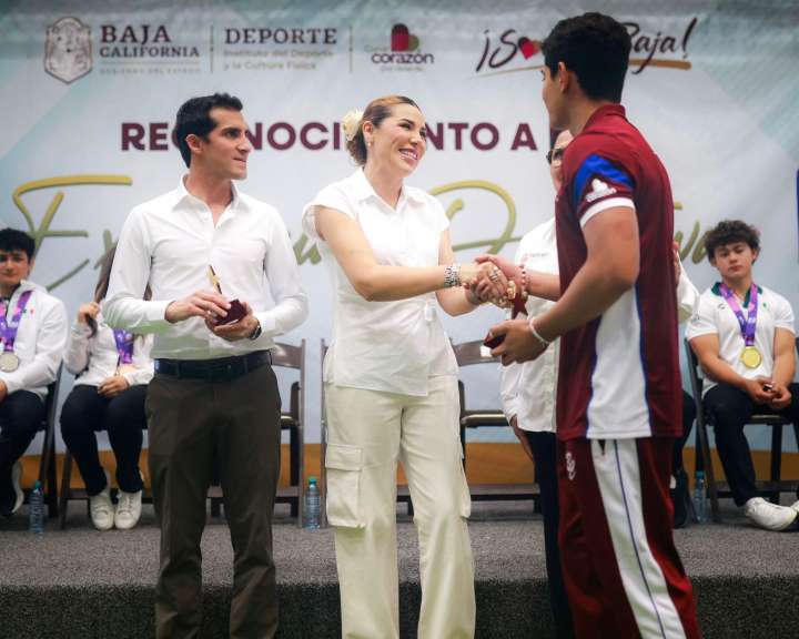 Reconoce gobernadora excelencia deportiva de medallistas de BC en olimpiada nacional y panamericanos junior