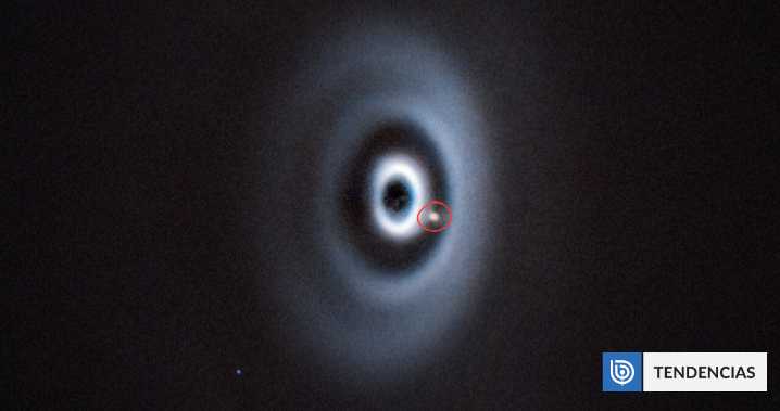 Telescopio en Chile captó a un "hambriento" planeta que recién se formó: "Es un importante paso"