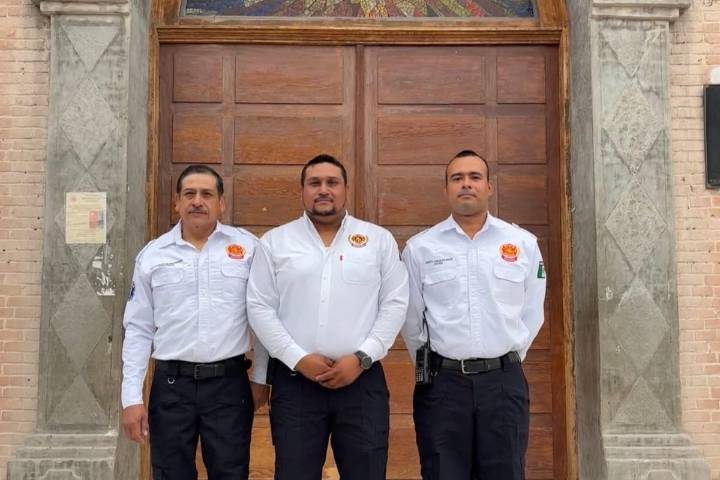 “Es una herencia familiar”: Así es la vida de Raúl como bombero en Madero