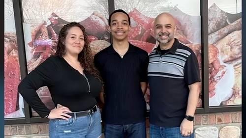 Giovanni Pelletier | Family searching for North Carolina 18-year-old who went missing while traveling to Florida - ABC7 Los Angeles
