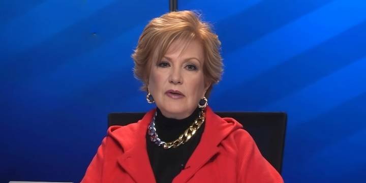 Maxine Woodside causa polémica por llamar “fea” a Cazzu y decir que no le interesa su libro si no habla de Nodal