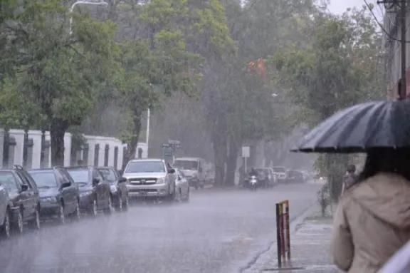 Vuelve el tiempo inestable, con lluvias y tormentas por la tarde noche