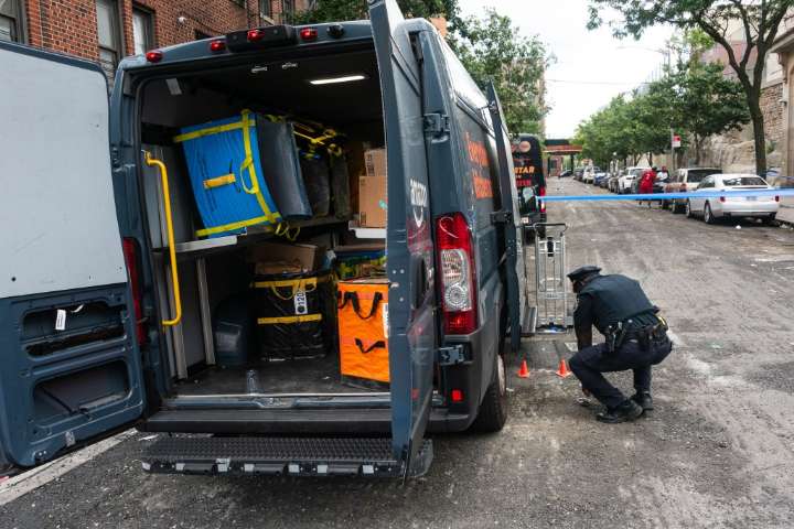 Amazon driver shot on Bronx street; two suspects sought