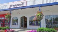 Free People Movement opens in Stuyvesant Plaza