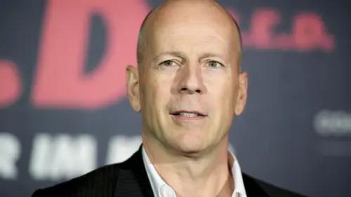 Trasladan a Bruce Willis a casa con cuidados especiales