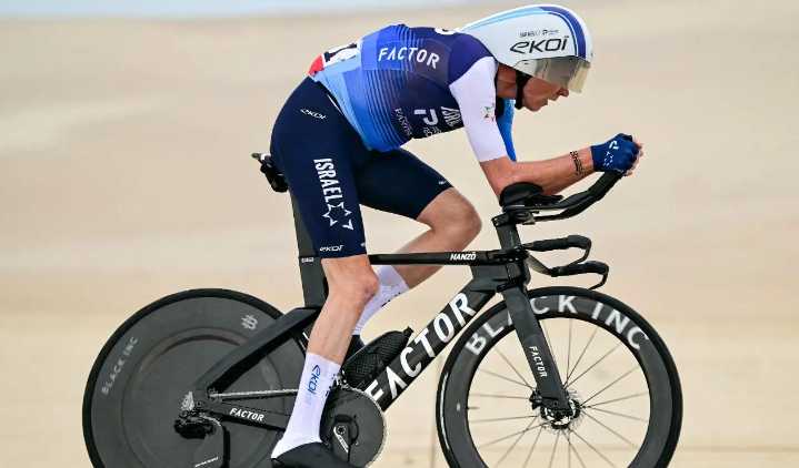 Chris Froome hospitalizado tras ser atropellado cuando entrenaba en Francia -