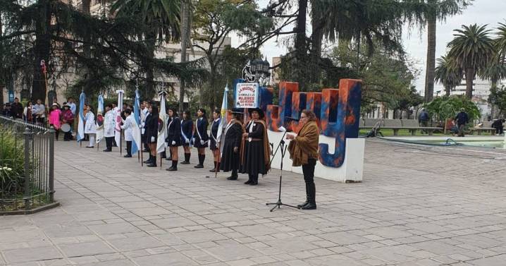 Concretan emotivo homenaje a las Mujeres del Éxodo