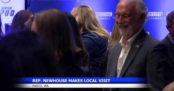 Tri-Cities event with Rep. Newhouse draws protesters and key discussions