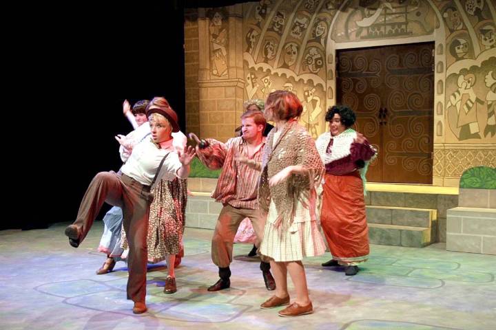 Set-builders sought for White Rock Players Club