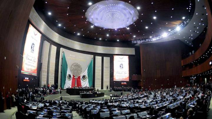 Ala dura de Morena insiste en excluir al PAN de la presidencia de diputados y dársela al PVEM; van también por la vicecoordinación de Gaby Jiménez