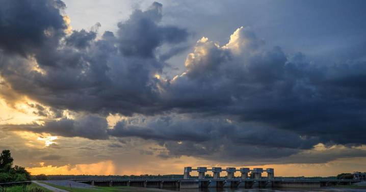 The Mississippi River wants to change course. The struggle to stop it faces new threats.