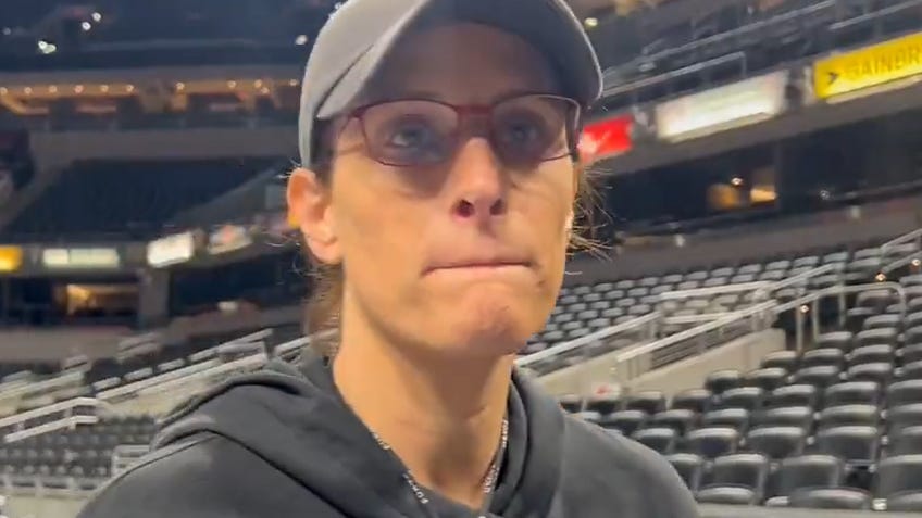 Stephanie White provides latest update on Caitlin Clark injury