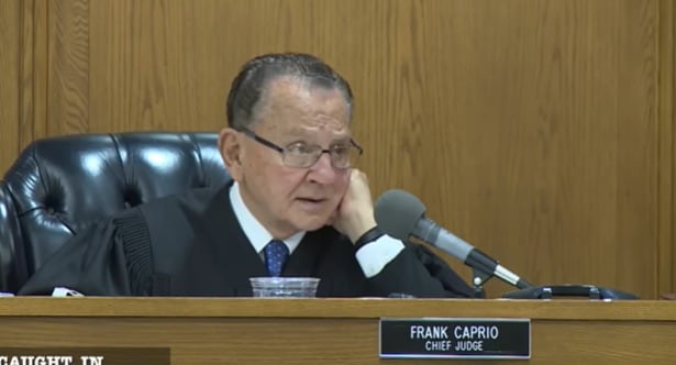 Muere Frank Caprio, “el juez más compasivo de EE. UU.”, a los 88 años