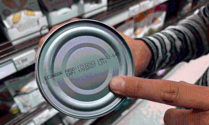 ¿La fecha de caducidad de alimentos importa para la salud?