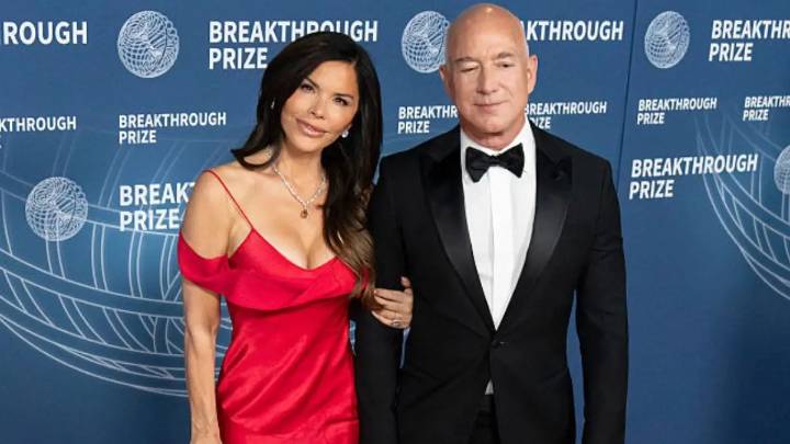 'She's Been Dressing Like That Since They Started Dating': Lauren Sánchez Ditches Her Undergarments While on Vacation as Critics Call Her Wardrobe 'Tasteless'