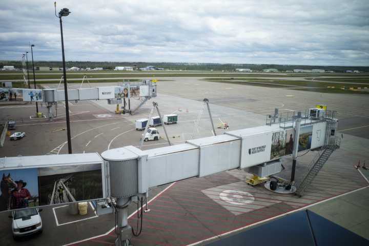 Fort McMurray airport needs more passengers, support to add flights