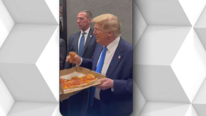 Así fue la patrulla del 'agente Trump' en Washington: el presidente, repartidor de comida basura para el Ejército