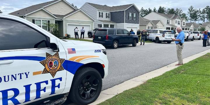Berkeley County deputies investigating shooting in Summerville, 1 dead