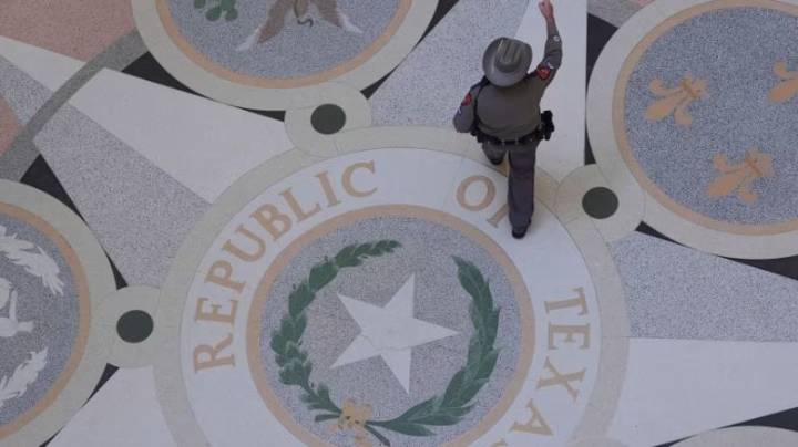 Republicanos de Texas aprueban nuevos mapas del Congreso y se intensifica la pugna por la redistribución de distritos