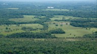 El bello pueblo que enamora en el Meta, un paraíso natural que exhibe uno de los ríos más lindos del mundo