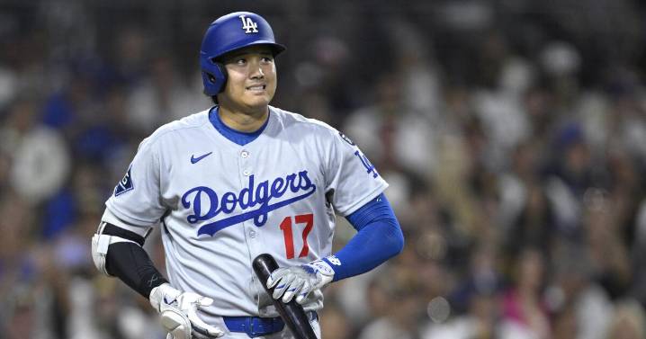 Dodgers struggle at the plate and fall back into first