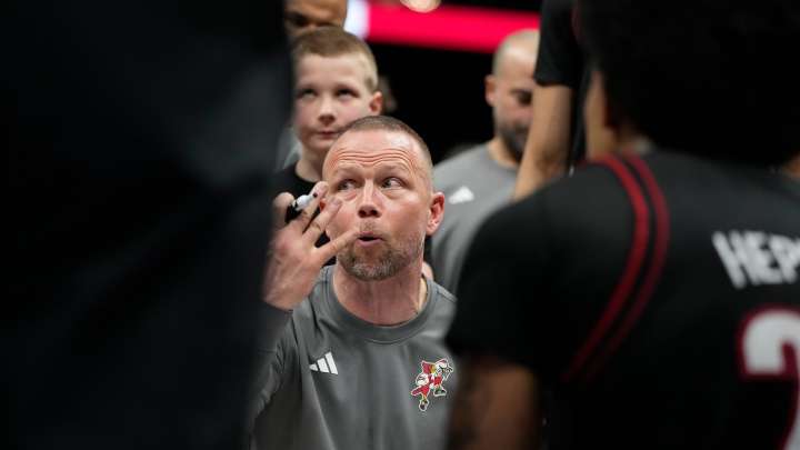 UofL basketball mailbag: Grading Kelsey's Year 2 roster, Tyran Stokes update