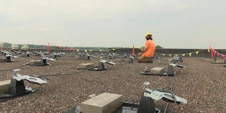 Duluth Public Schools installs solar panels thanks to student group