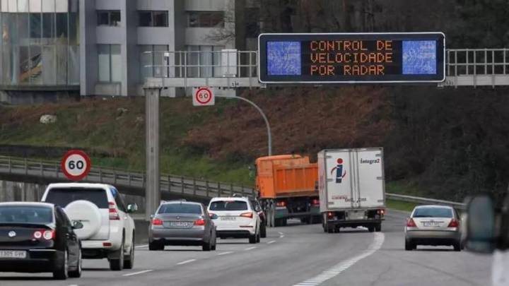 La DGT instala dos nuevos radares de tramo en Galicia: estos son los puntos controlados